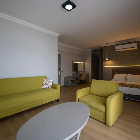 호텔 Pasa Garden 3*